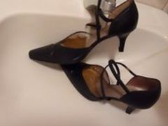 Peeing in wifes strap high heels