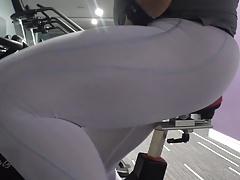 Horny at the gym again